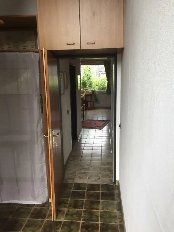 Duesseldorfer Privatzimmer 0*, Dusseldorf