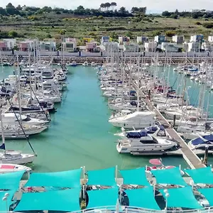 https://albufeira-marina-penthouse-1.hotelaalgarve.com
